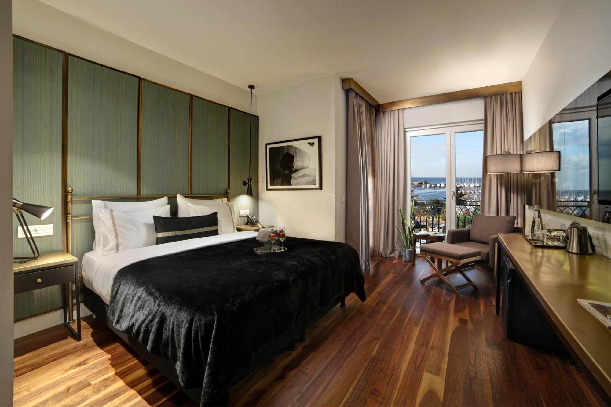 39 Kalamis Marina Hotel & Restaurant Istanbul Bilik gambar